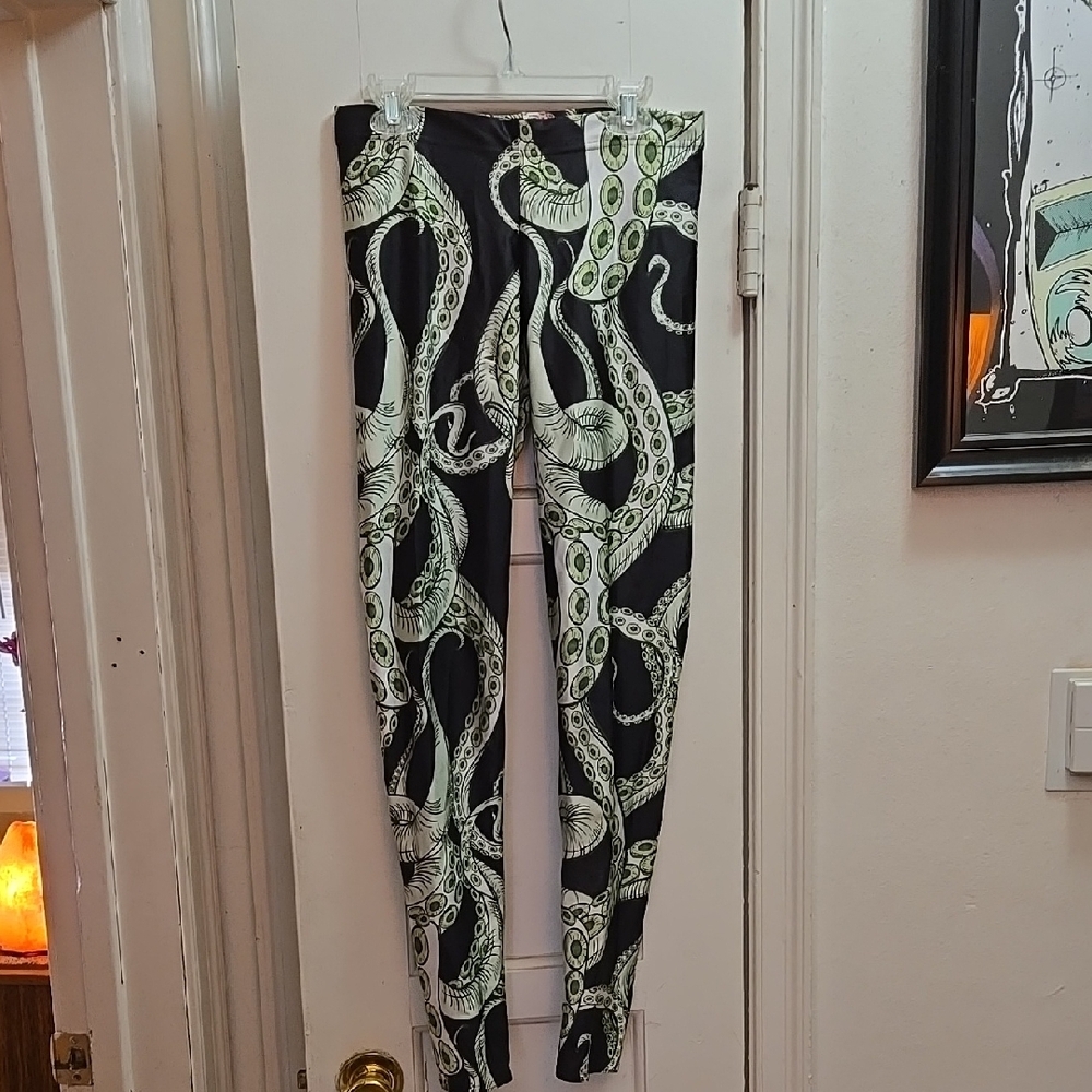 Black and Green Octopus Leggings